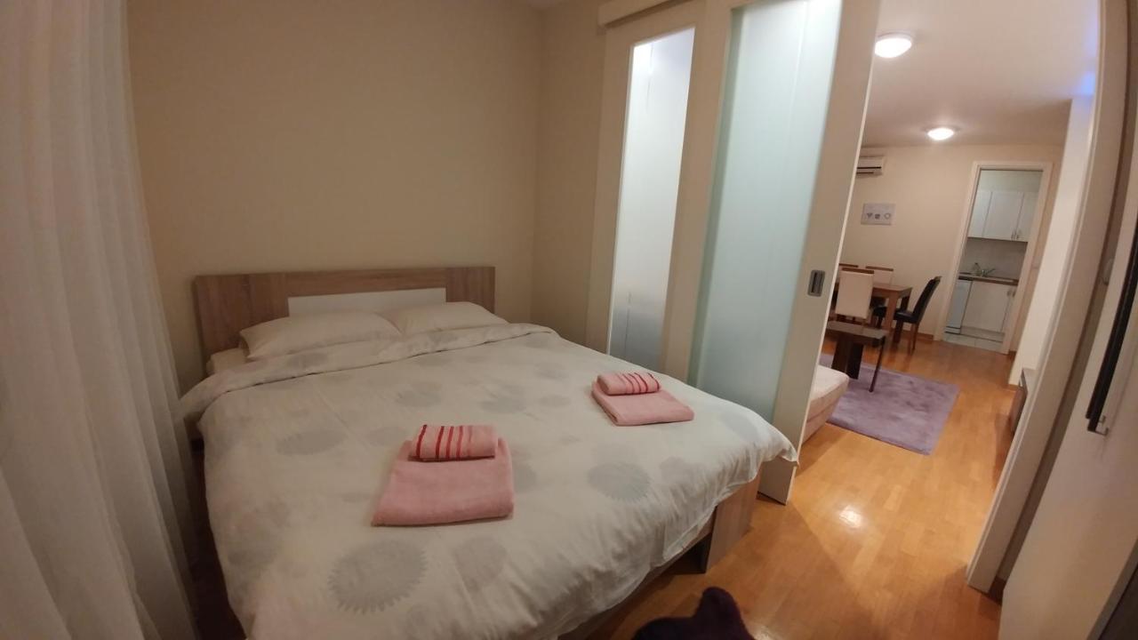 Apartments Belville Lux Belgrade Room photo